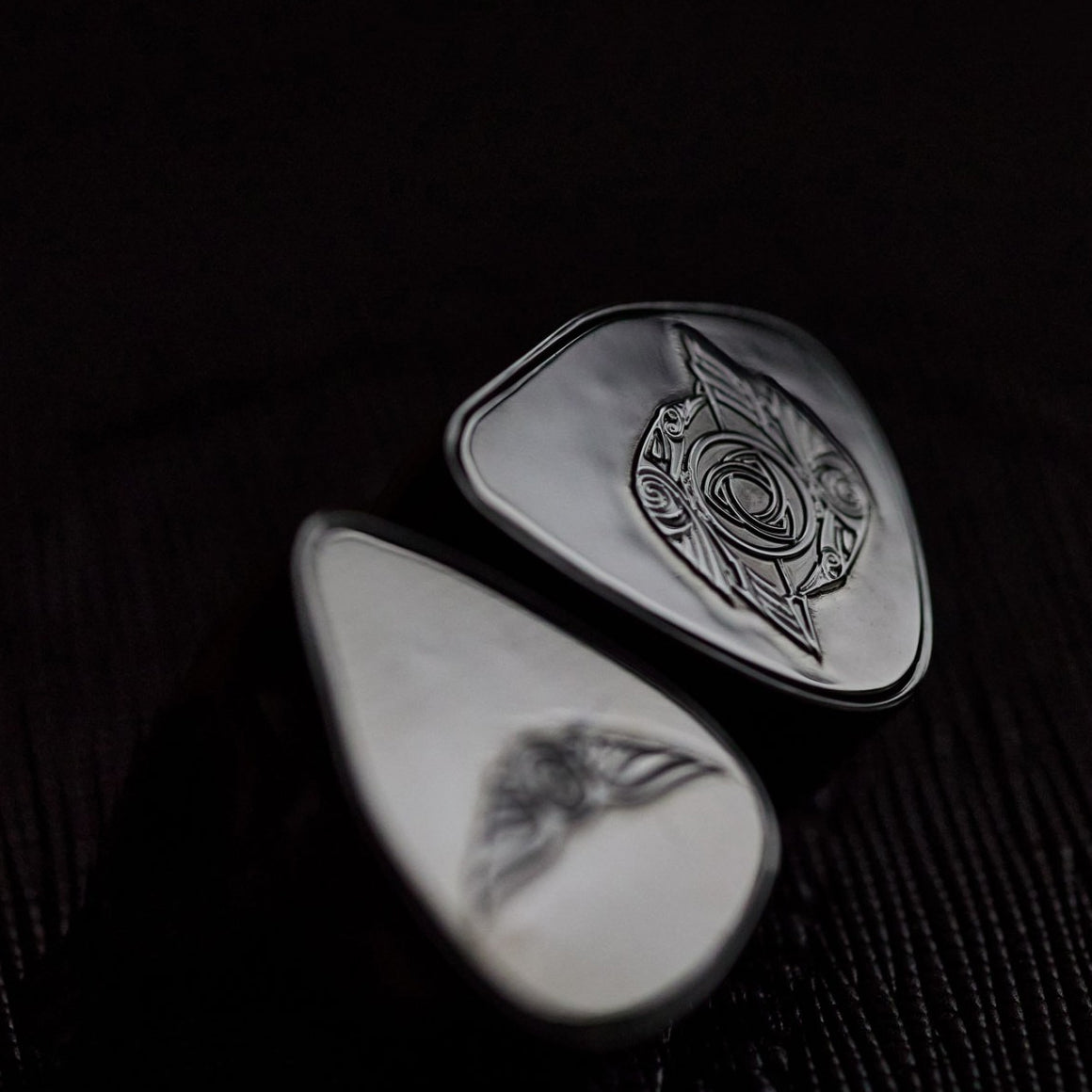 Headphone-Zone-Empire-Ears-Raven-Universal-IEM-black