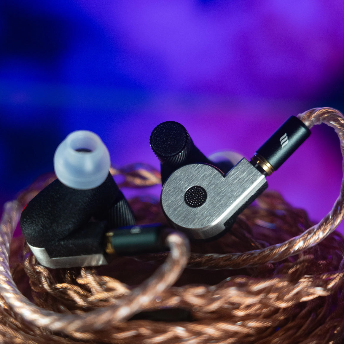 Headphone-Zone-FATfreqXEffect-Audio-Quantum