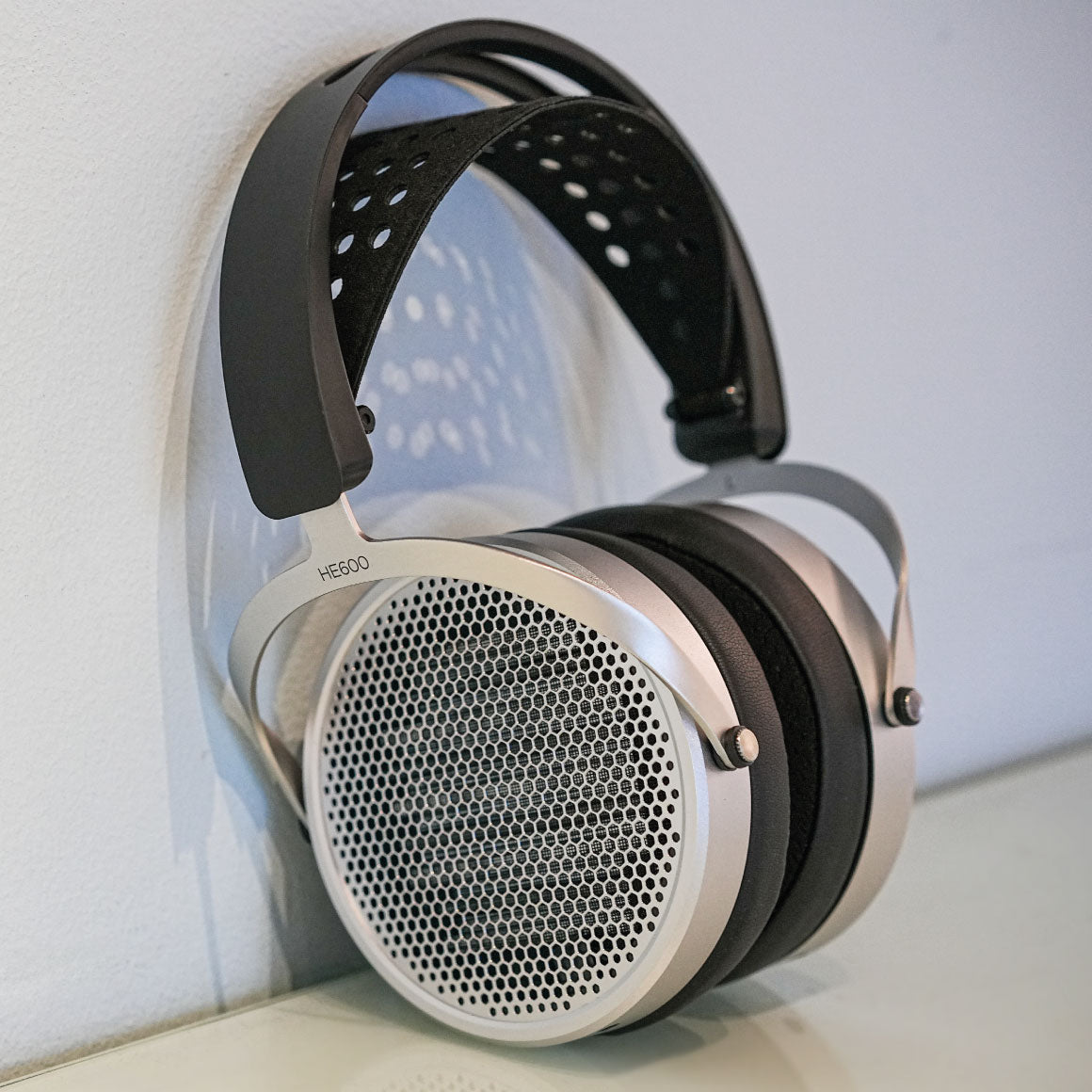 Headphone-Zone-HIFIMAN-HE600