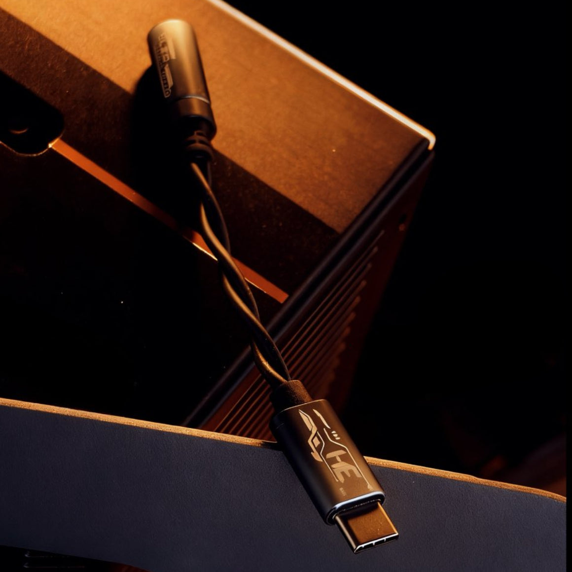 Headphone-Zone-Harmonic-Empire-Longzhong