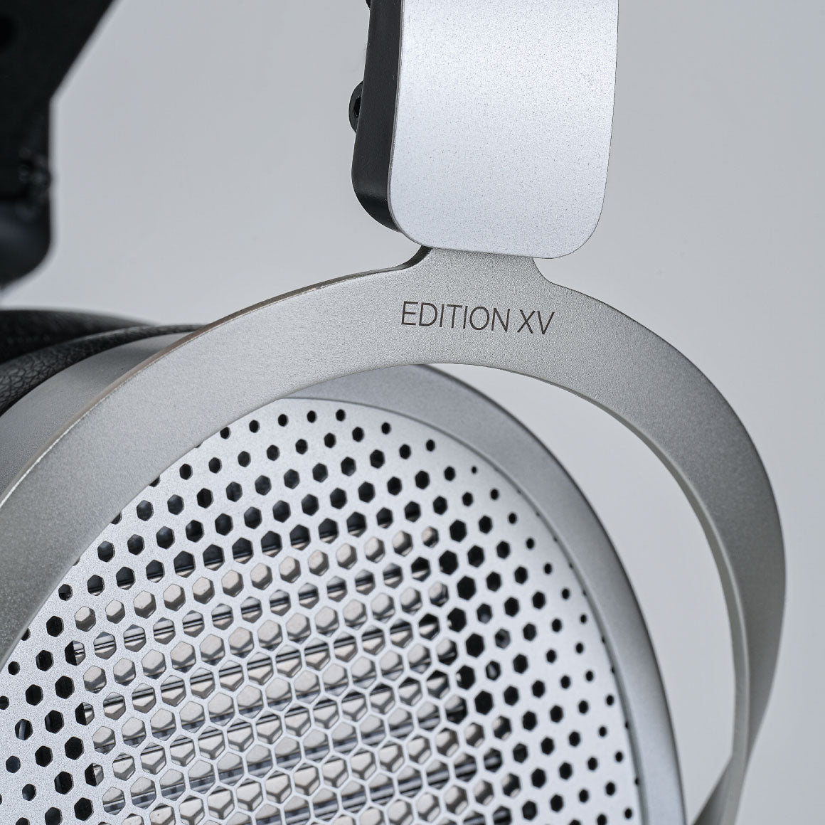 Headphone-Zone-HiFiMAN-Edition-XV