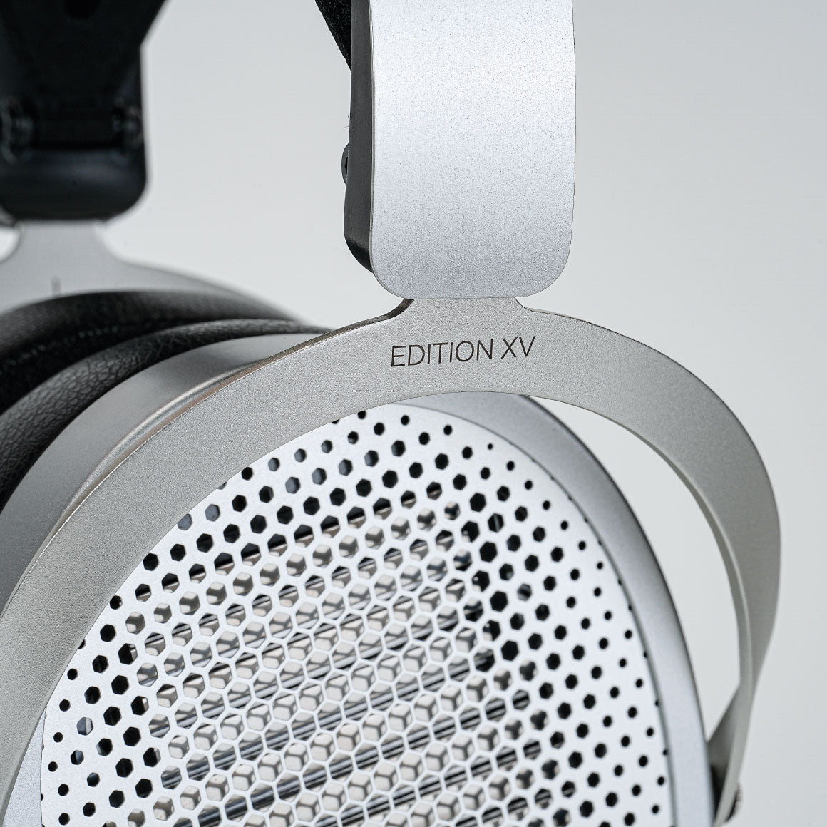 Headphone-Zone-HiFiMAN-Edition-XV