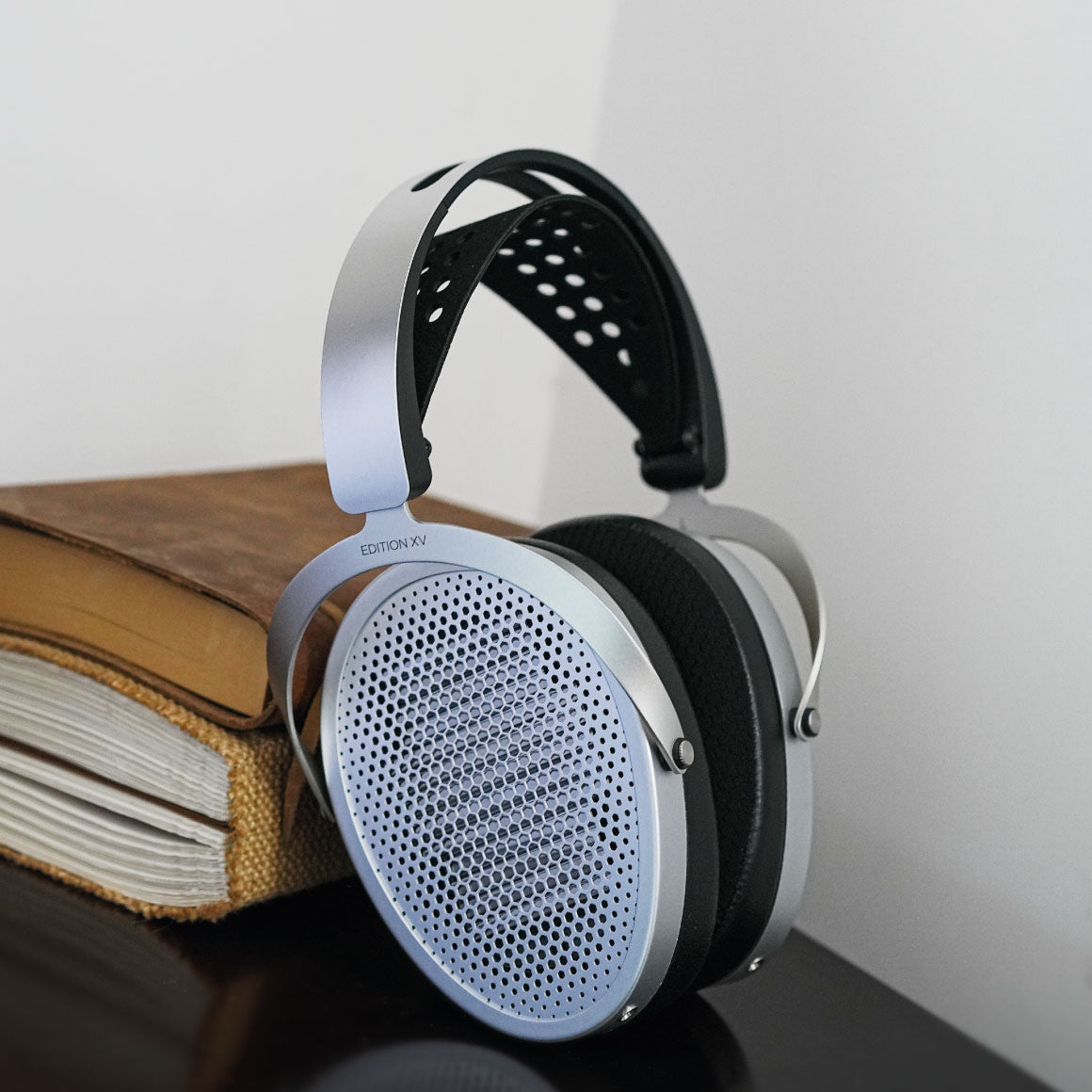 Headphone-Zone-HiFiMAN-Edition-XV