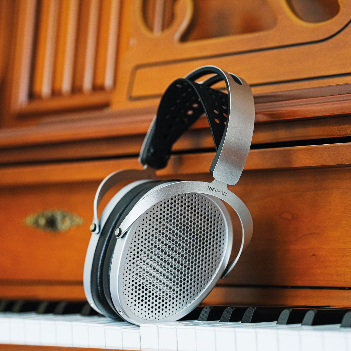 Headphone-Zone-HiFiMAN-Edition-XV