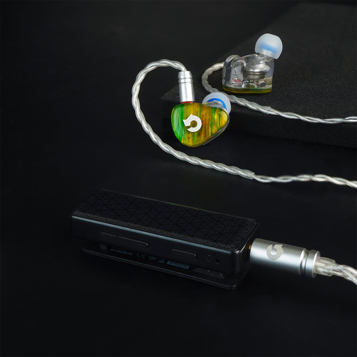 Headphone-Zone-Hpz-x-ddHiFi-Iris-FiiO-BTR11