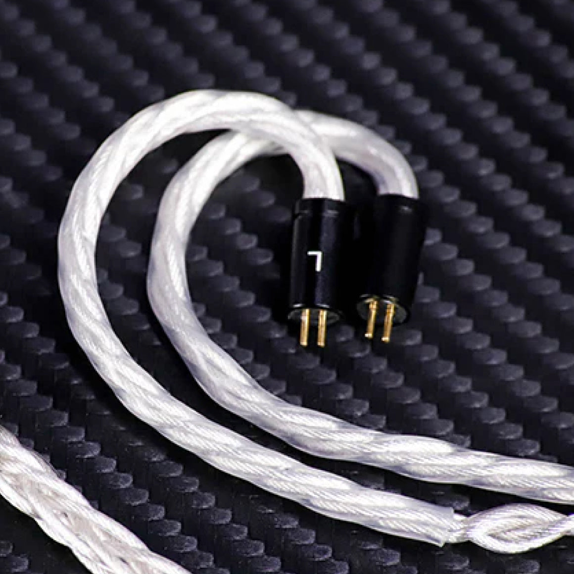 Headphone-Zone-Jomo-Audio-Serenity