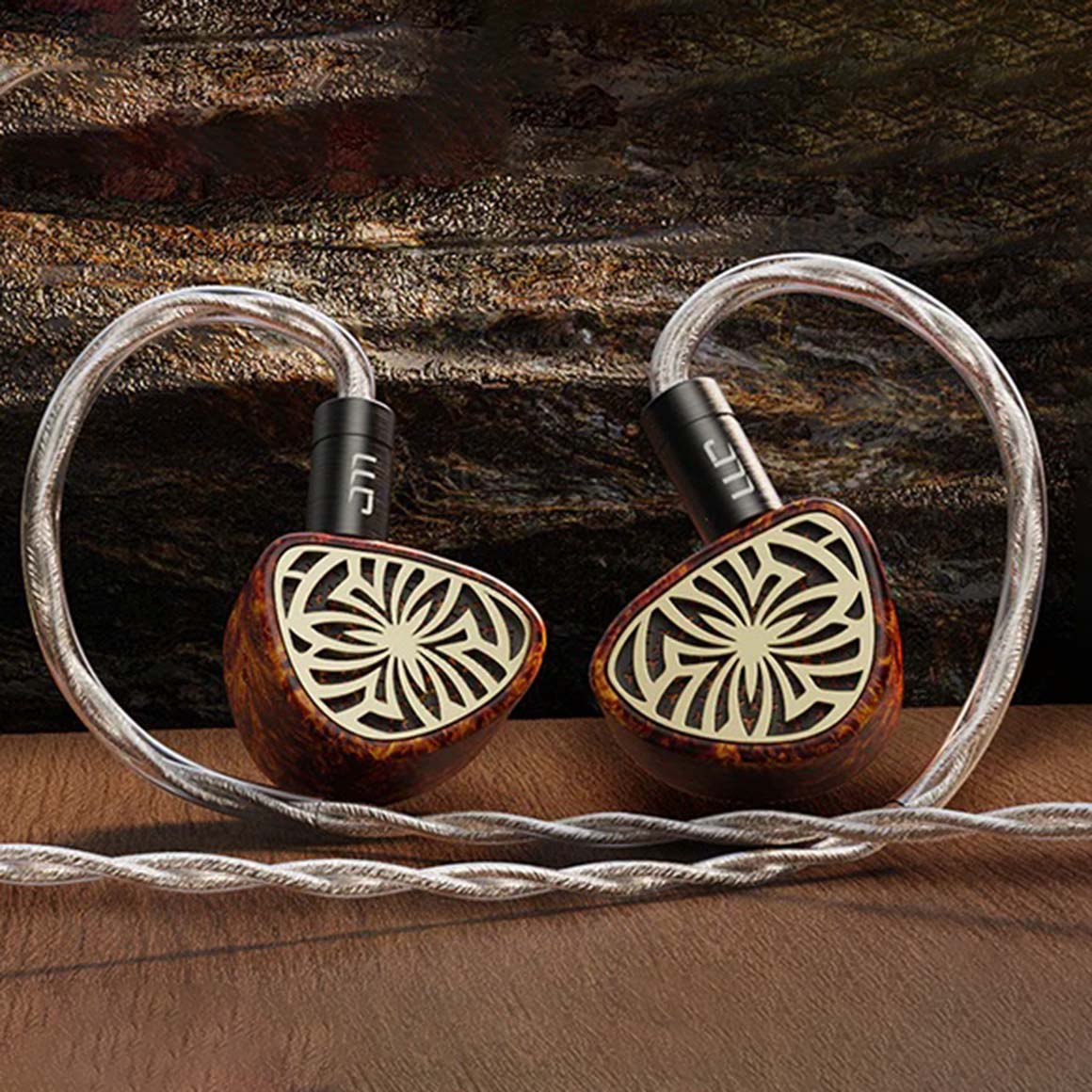 Headphone-Zone-Jomo-Audio-Serenity