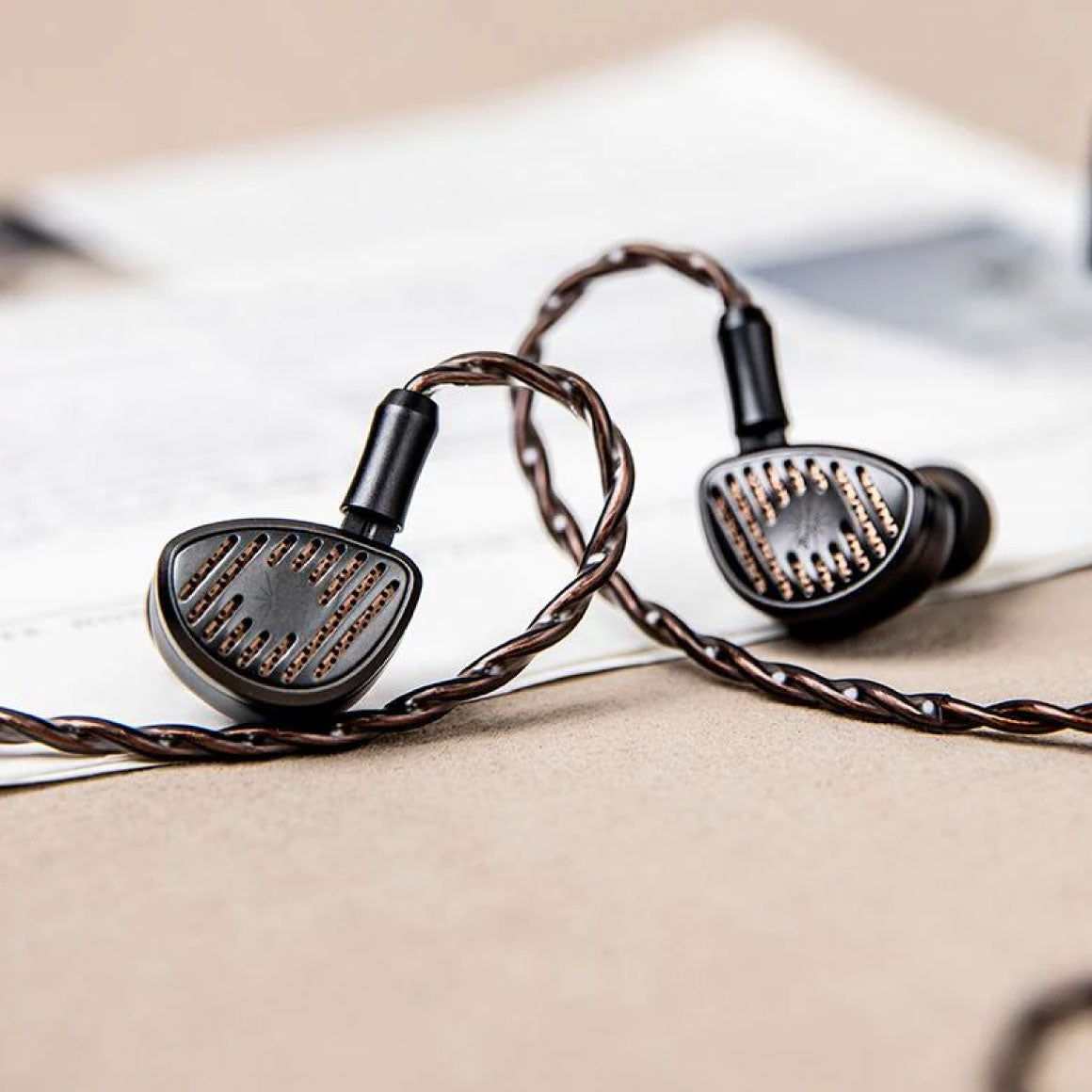 Kiwi Ears Septet Quadbrid Driver IEM