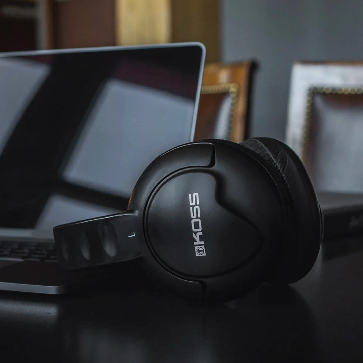 Headphone-Zone-Koss-UR20