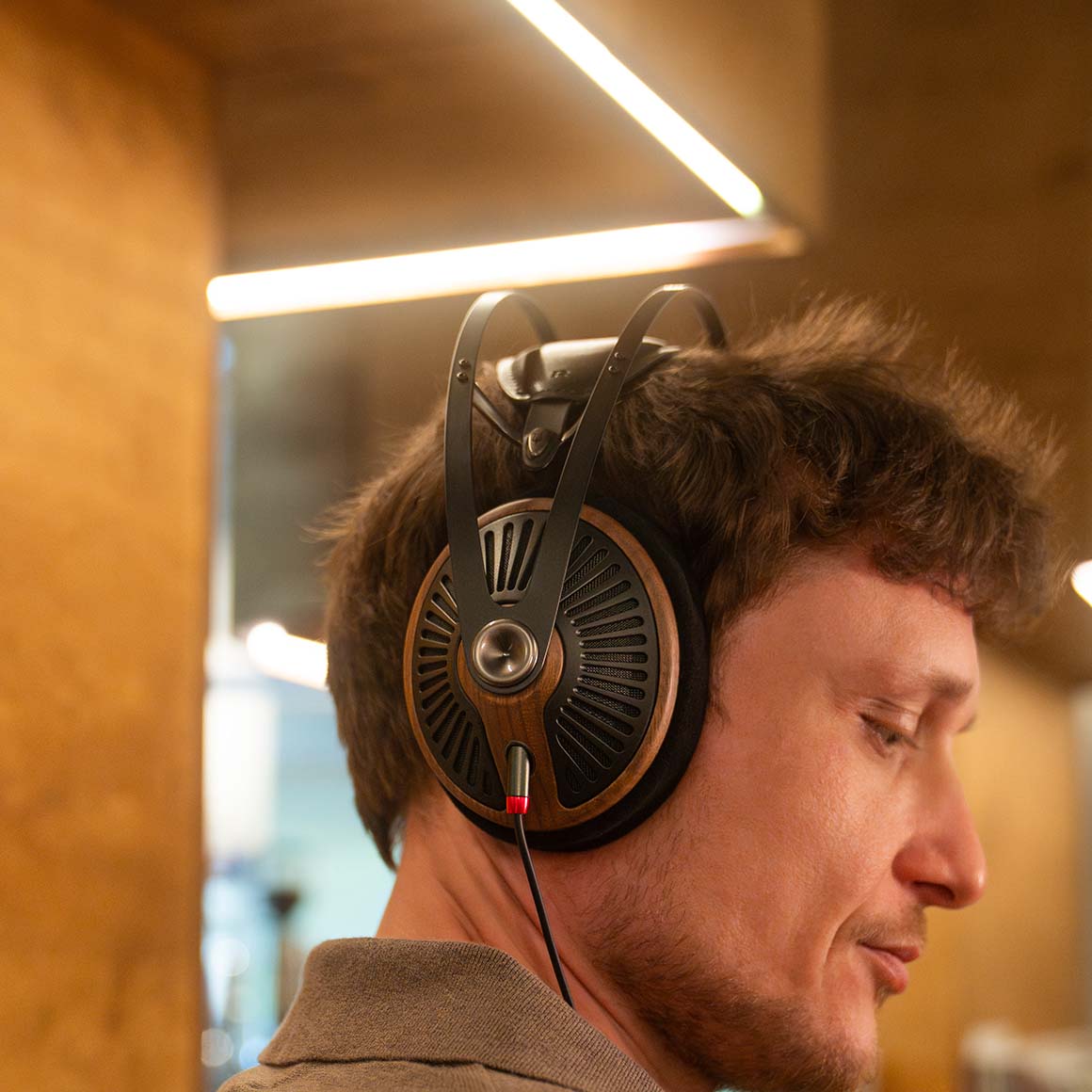 Headphone-Zone-Meze-105-Silva