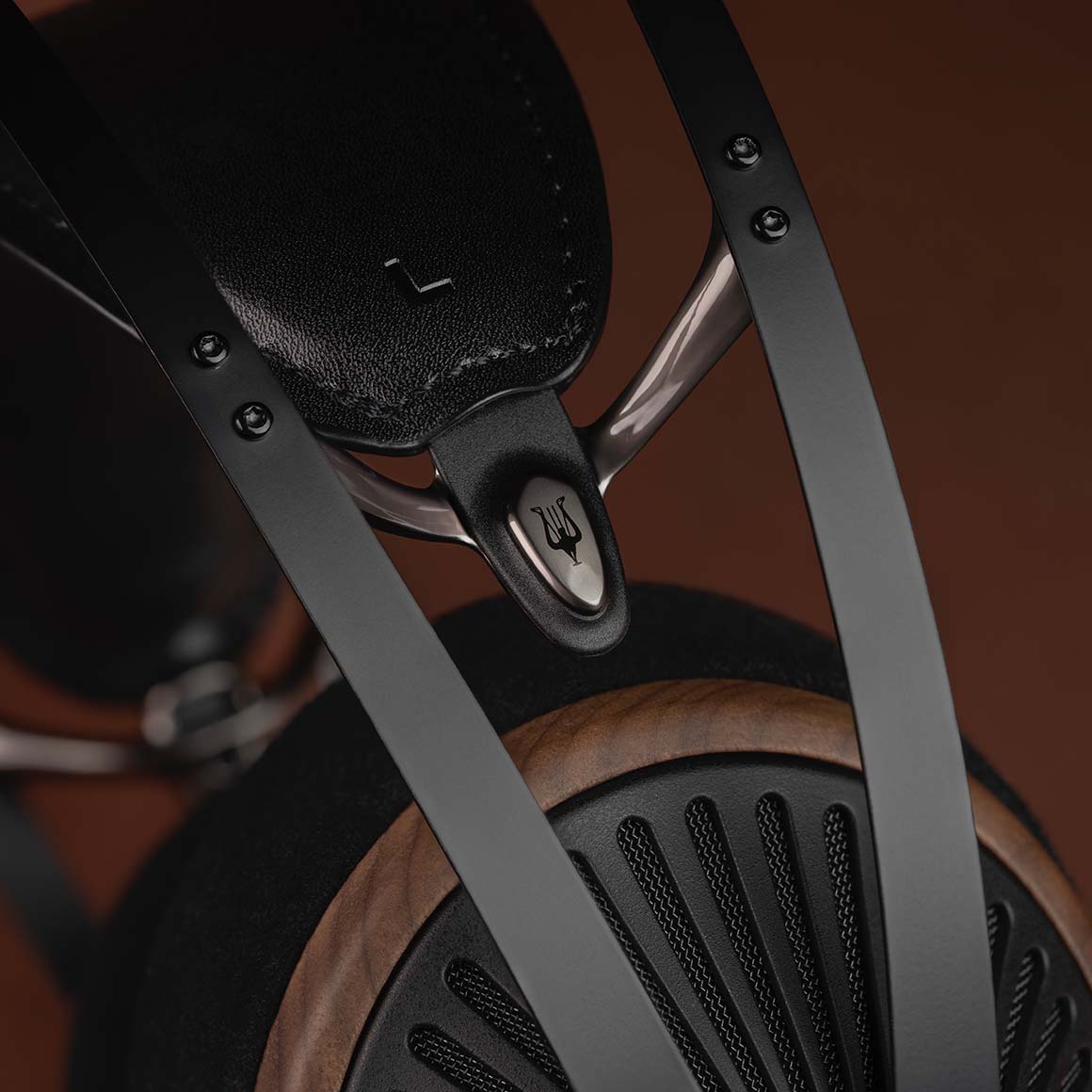 Headphone-Zone-Meze-105-Silva