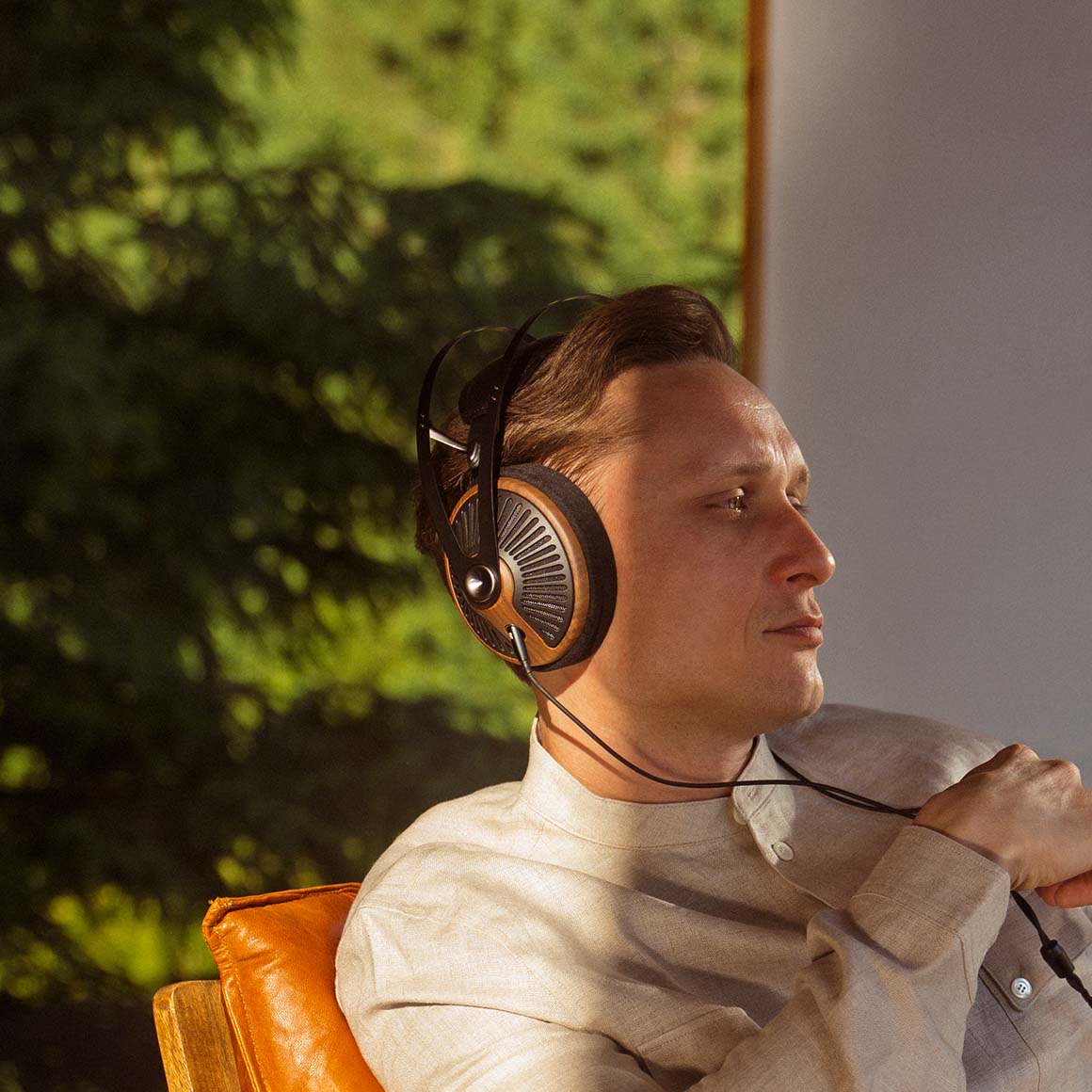 Headphone-Zone-Meze-105-Silva