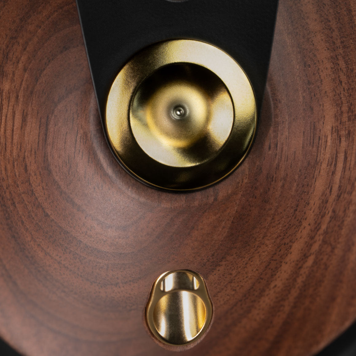 Headphone-Zone-Meze-99-Classics-2nd-Generation