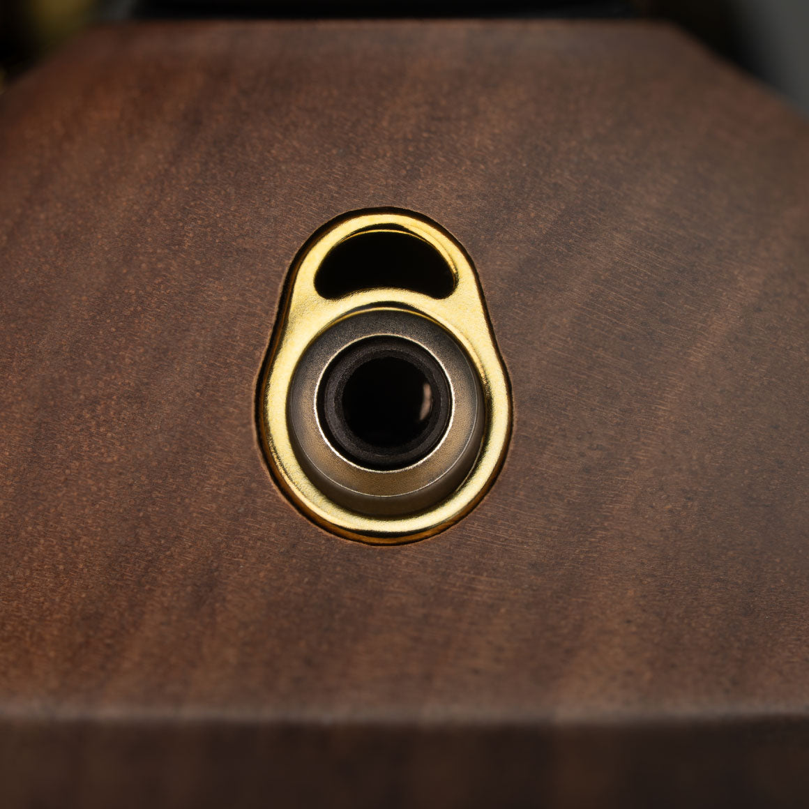 Headphone-Zone-Meze-99-Classics-2nd-Generation