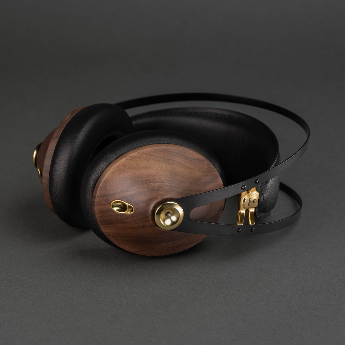 Headphone-Zone-Meze-99-Classics-2nd-Generation