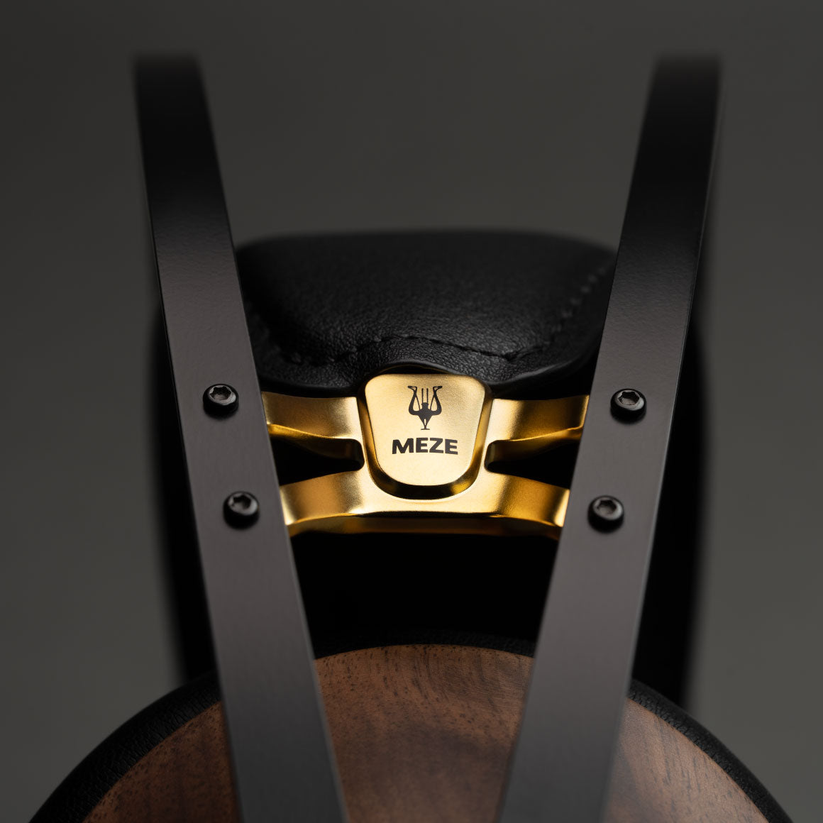 Headphone-Zone-Meze-99-Classics-2nd-Generation