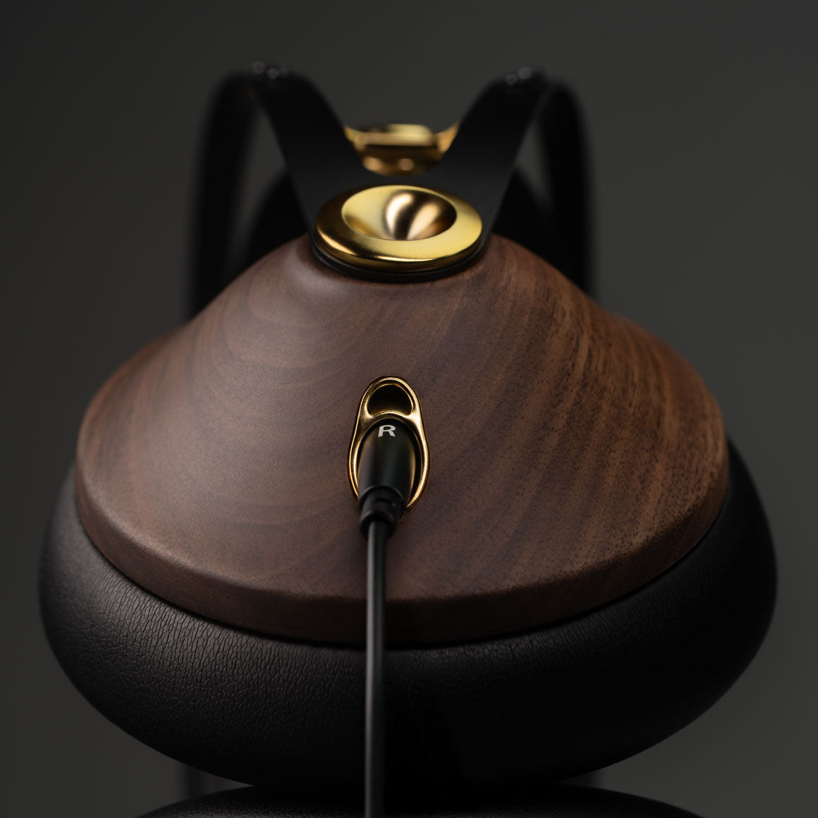 Headphone-Zone-Meze-99-Classics-2nd-Generation