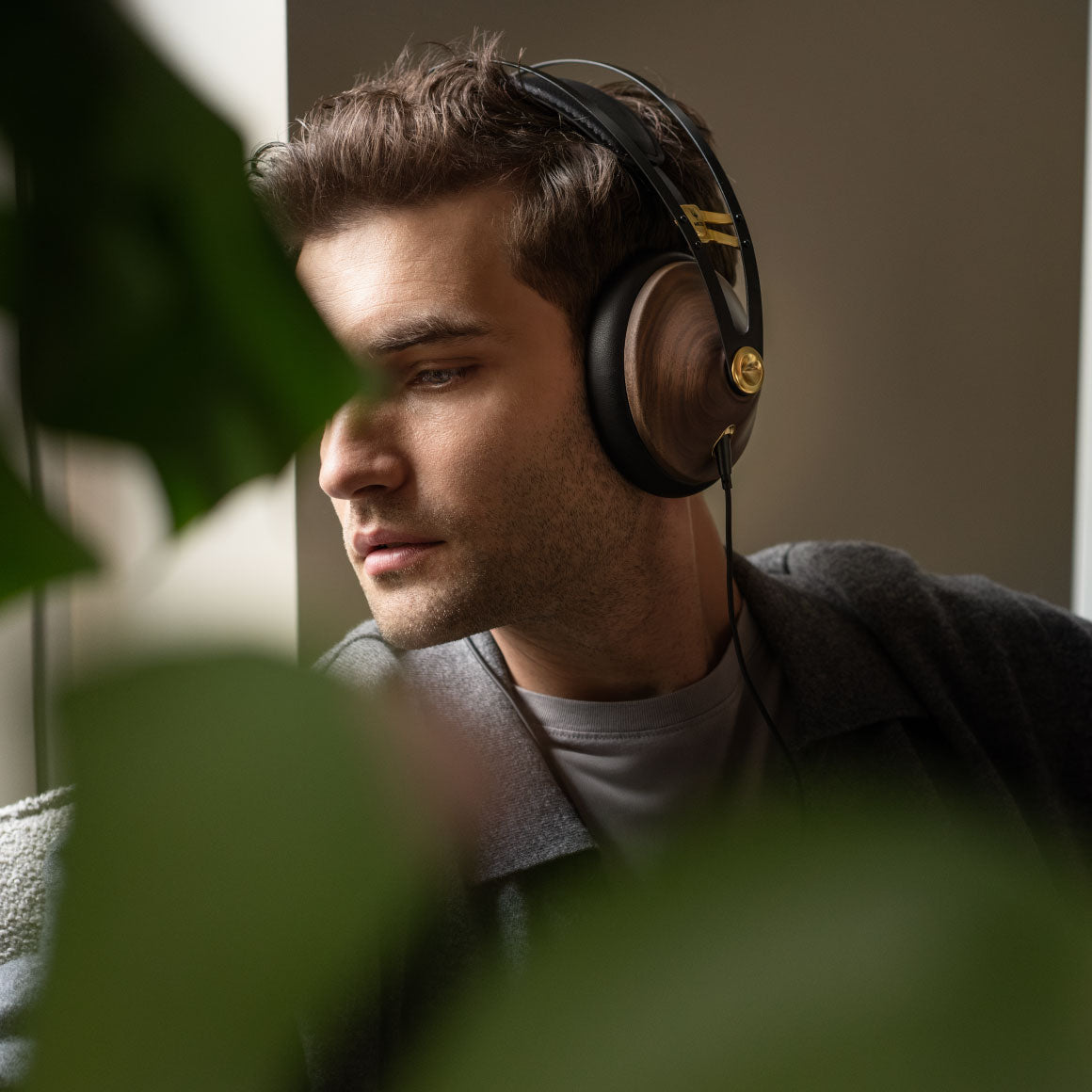 Headphone-Zone-Meze-99-Classics-2nd-Generation