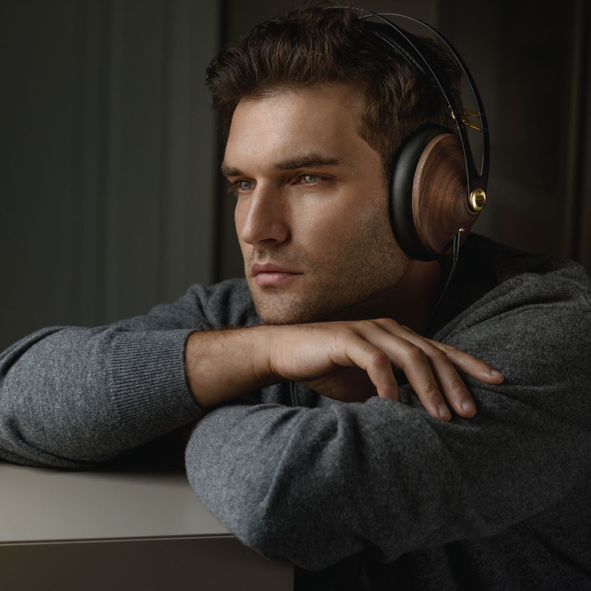 Headphone-Zone-Meze-99-Classics-2nd-Generation