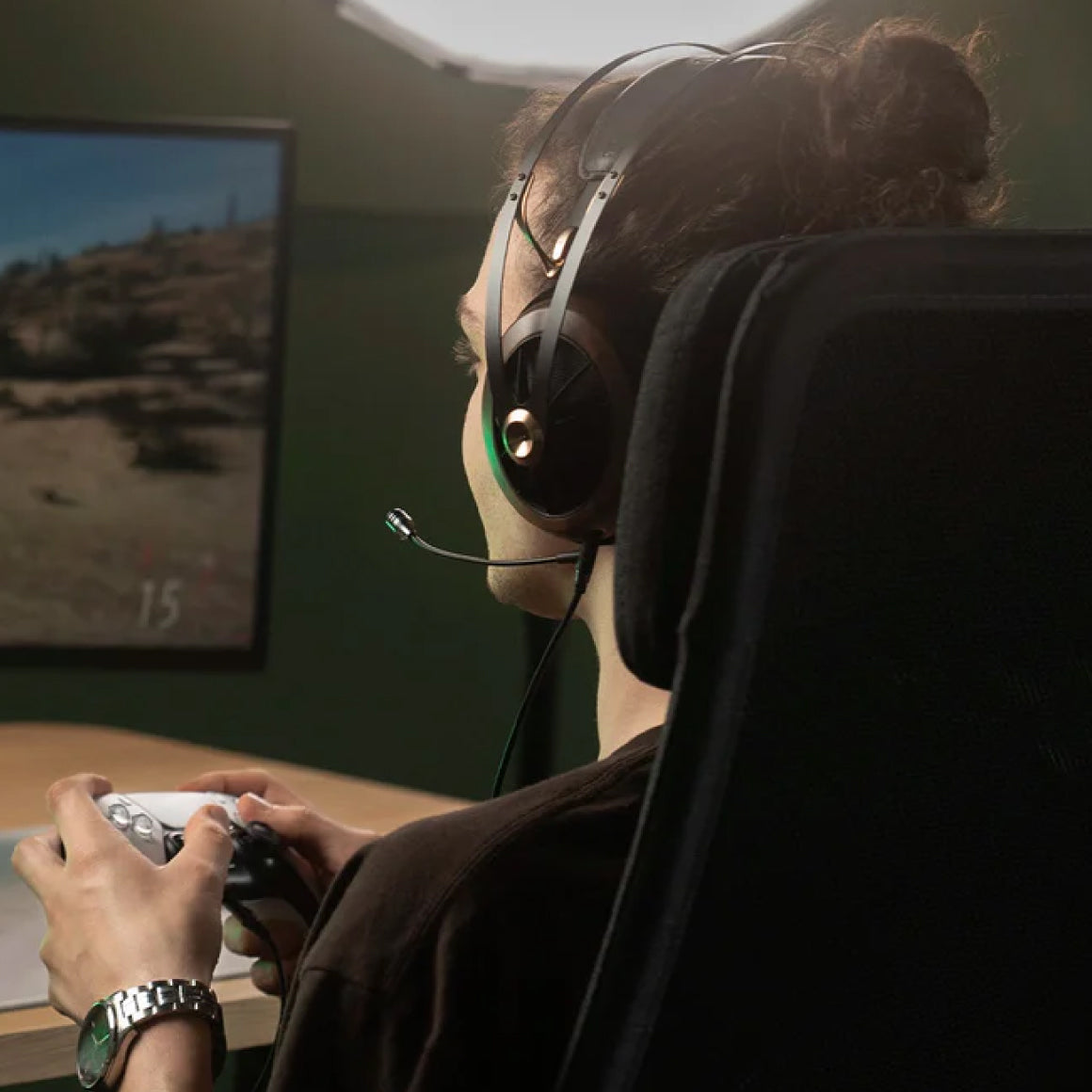 Headphone-Zone-Meze-Boom-Mic