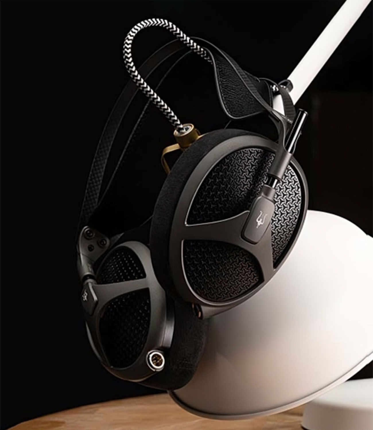Meze ELITE Flagship Planar Magnetic Headphones Online