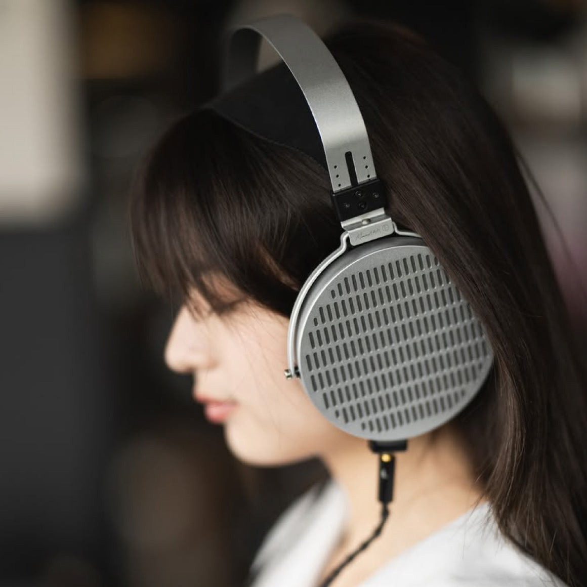 Headphone-Zone-Moondrop-COSMO