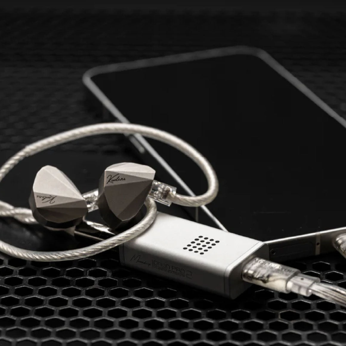 Headphone-Zone-Moondrop-Dawn-Pro-2