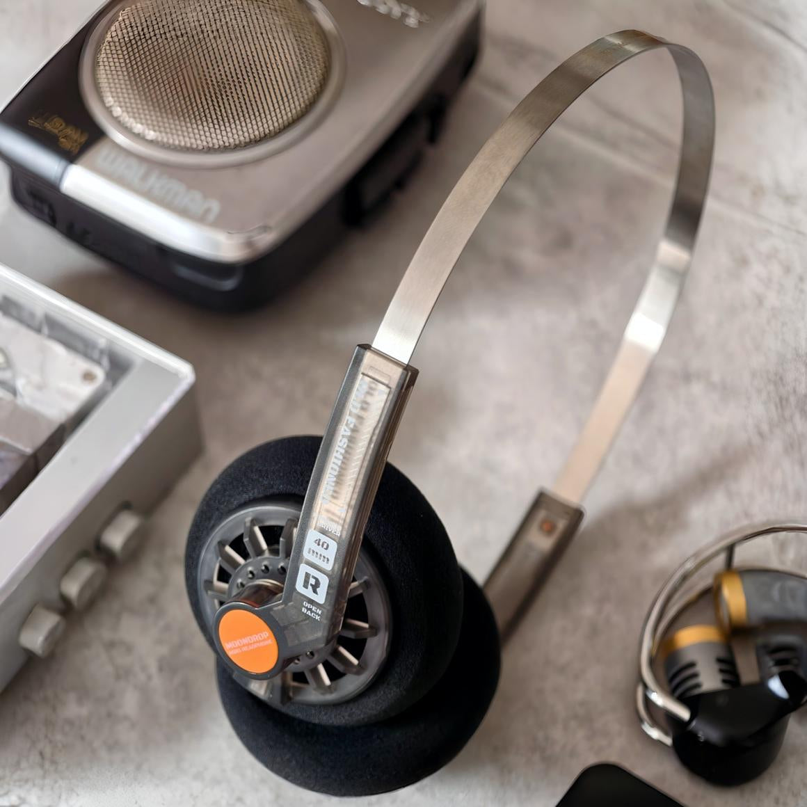 Headphone-Zone-Moondrop-Old-Fashioned