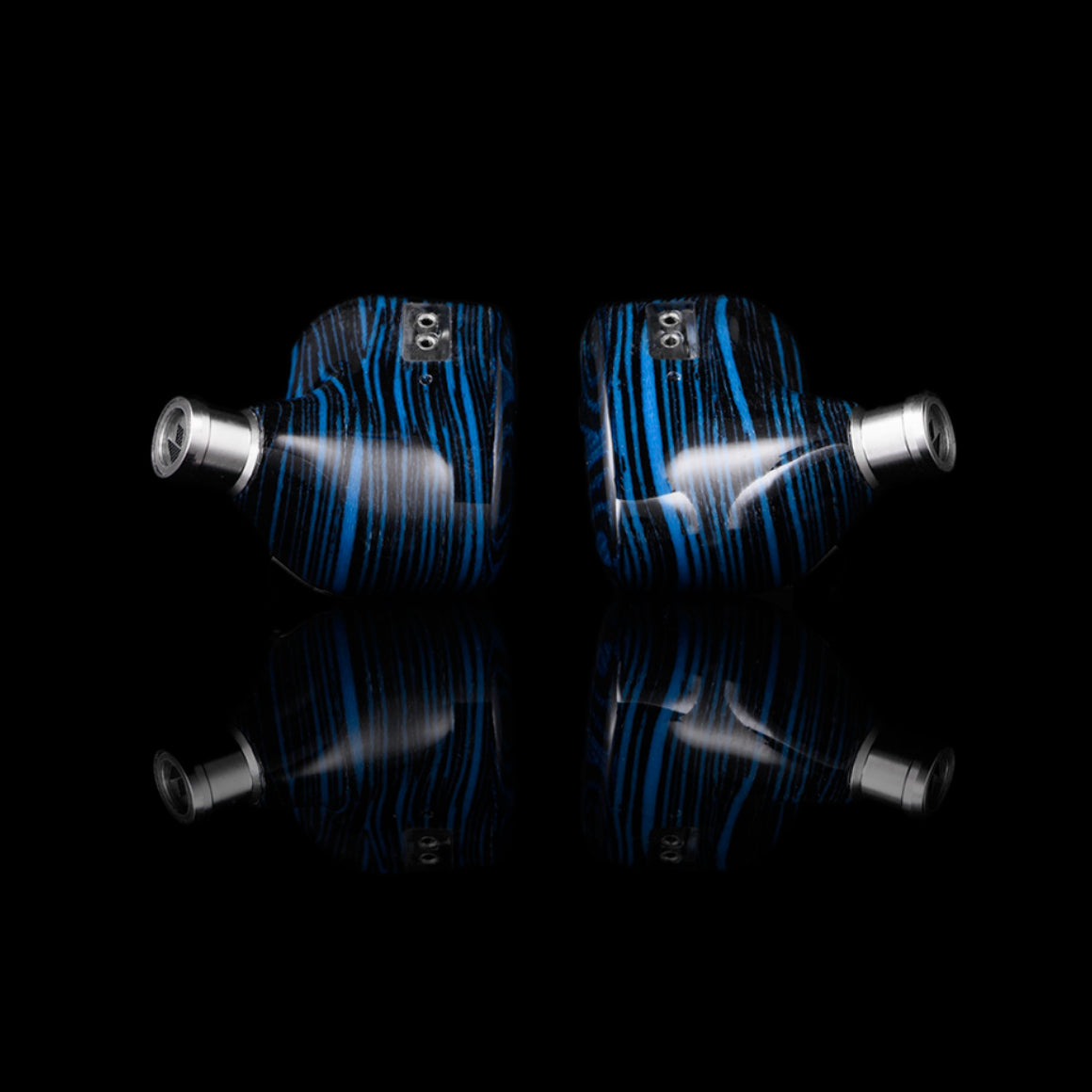 Headphone-Zone-Noble-Audio-Iris