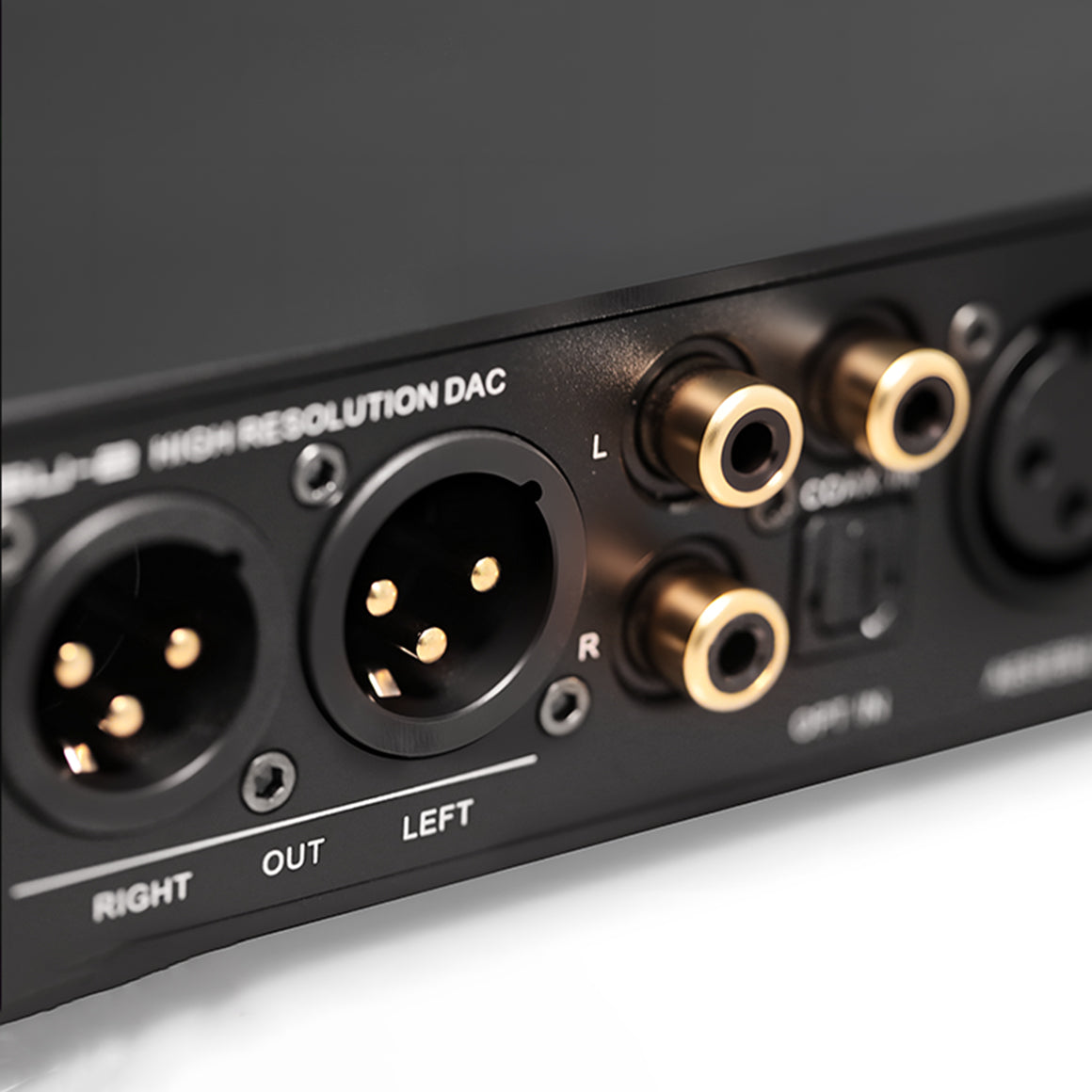 Headphone-Zone-SMSL-SU2