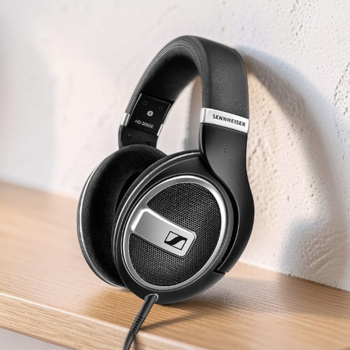 Headphone-Zone-Sennheiser-HD-599-SE
