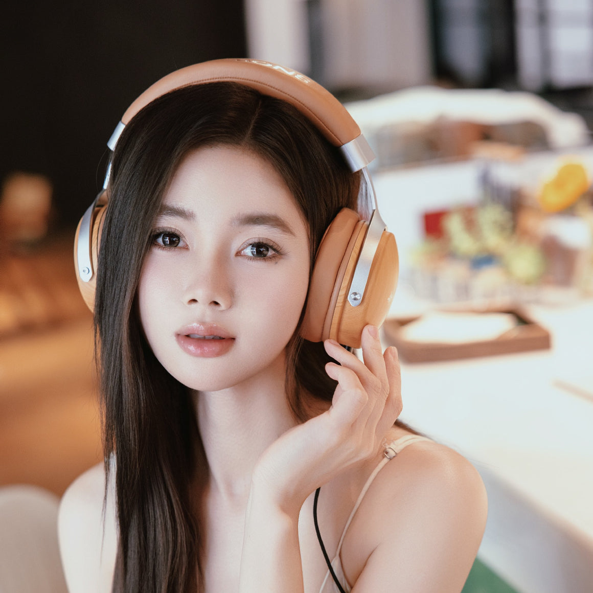 #Color_Apricot