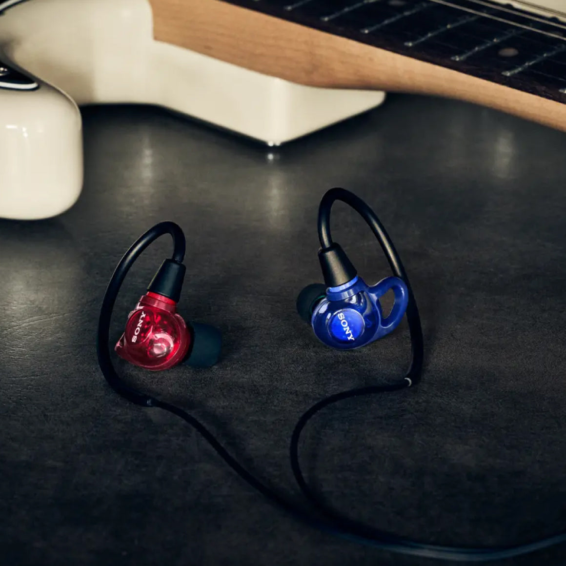 #Color_Red & Blue