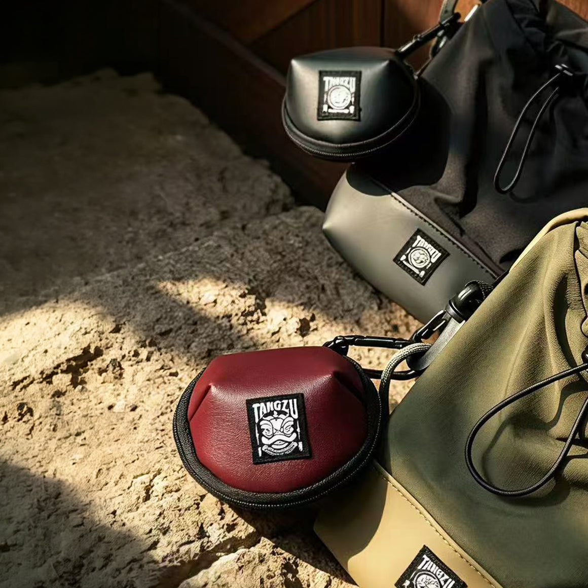 Headphone-Zone-Tangzu-Mini-Earphone-Case