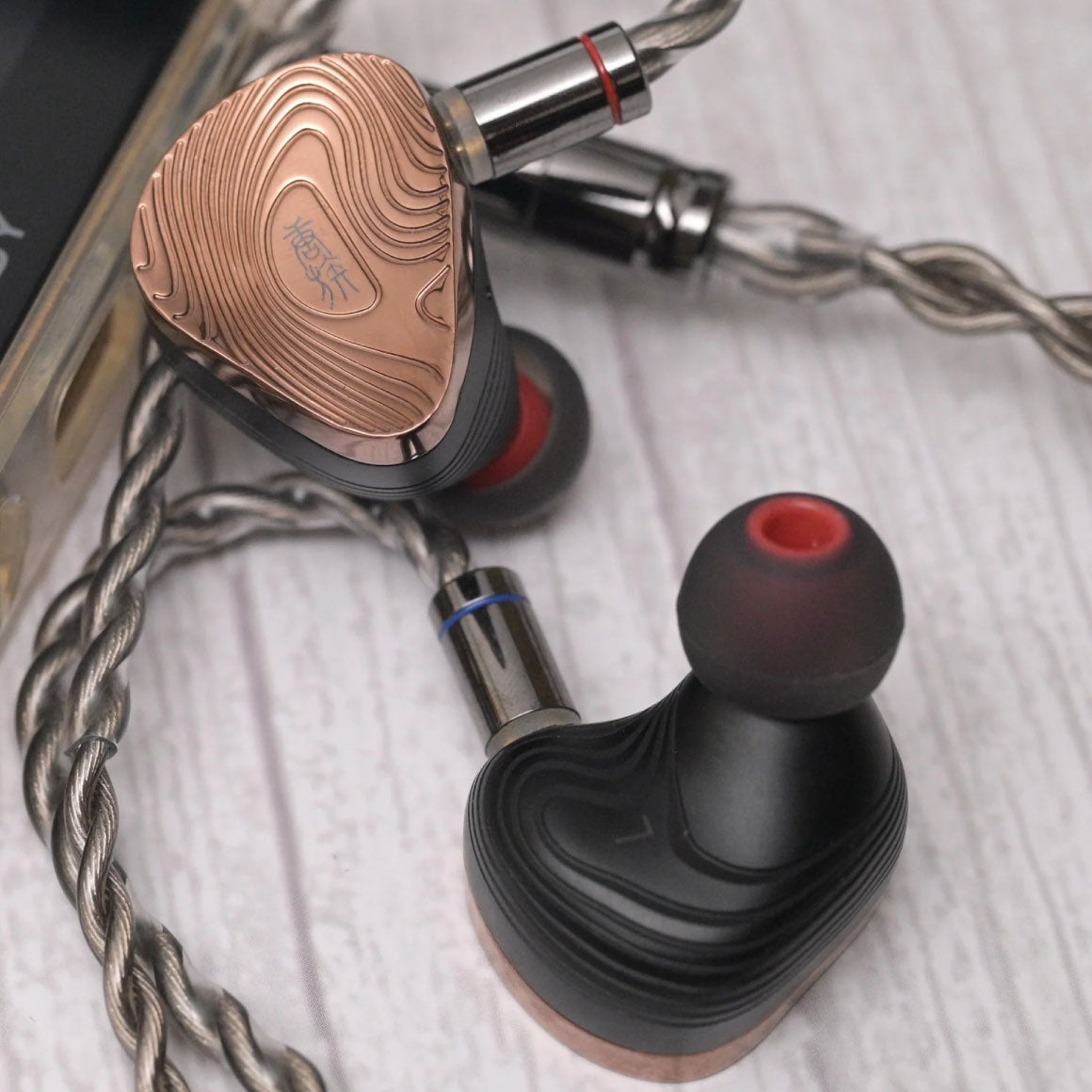 Headphone-Zone-Tangzu-XuanWu-Gate