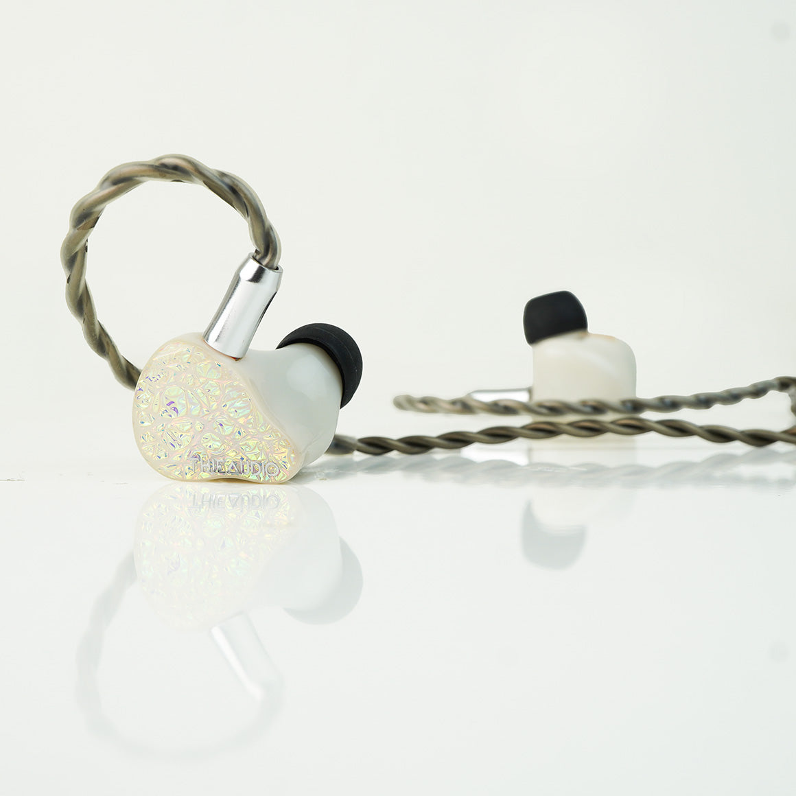 Headphone-Zone-ThieAudio-Hype-4-Demo-Unit