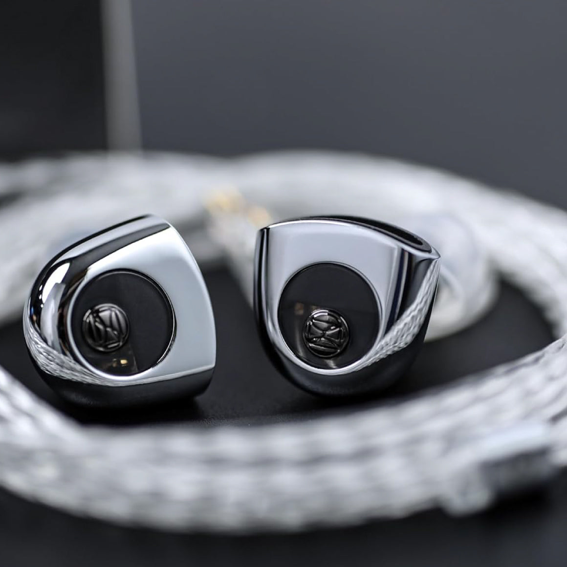 Headphone-Zone-Twistura-D-Major