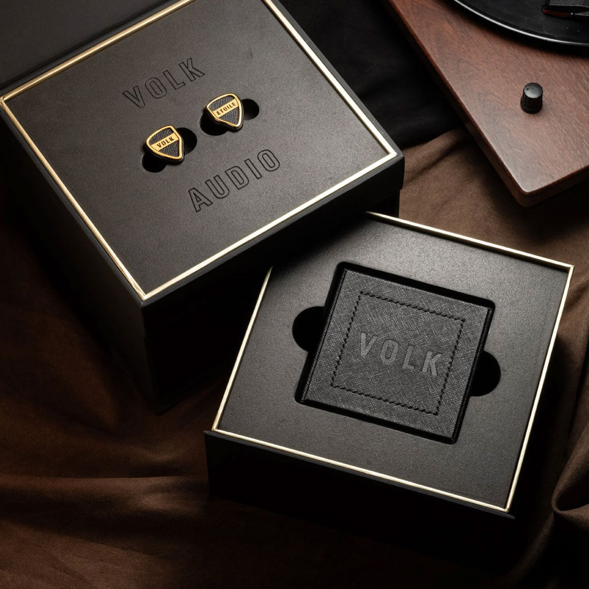 Headphone-Zone-Volk-Audio-Etoile