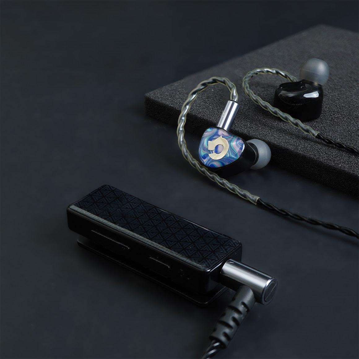 Headphone Zone X Kiwi Ears Cadenza + FiiO BTR11