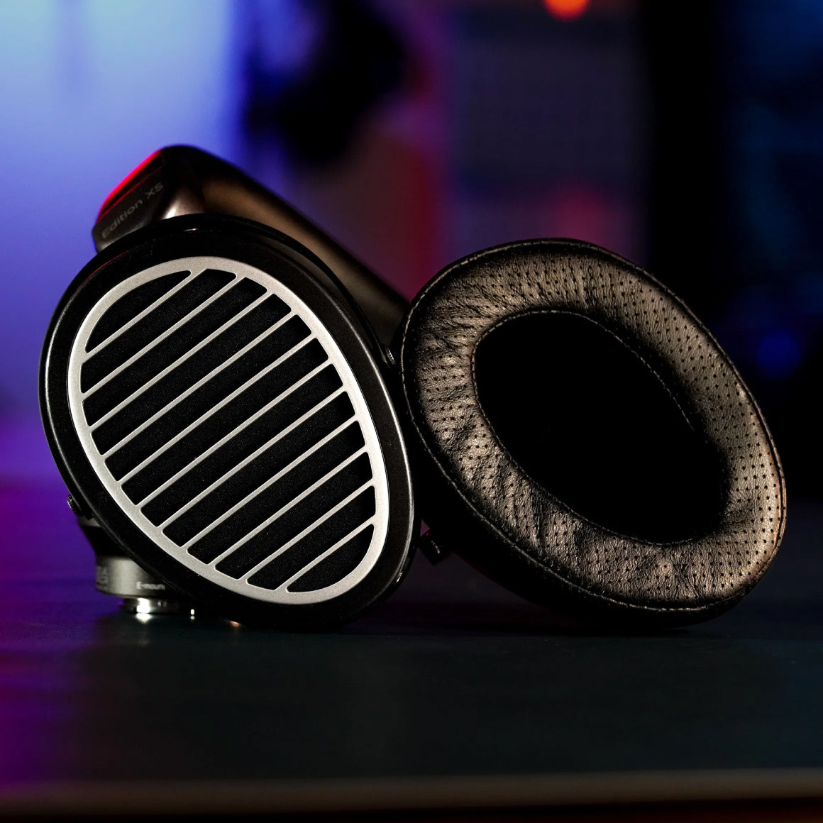 Headphone-Zone-ZMF-Hifiman-Subs-Lambskin