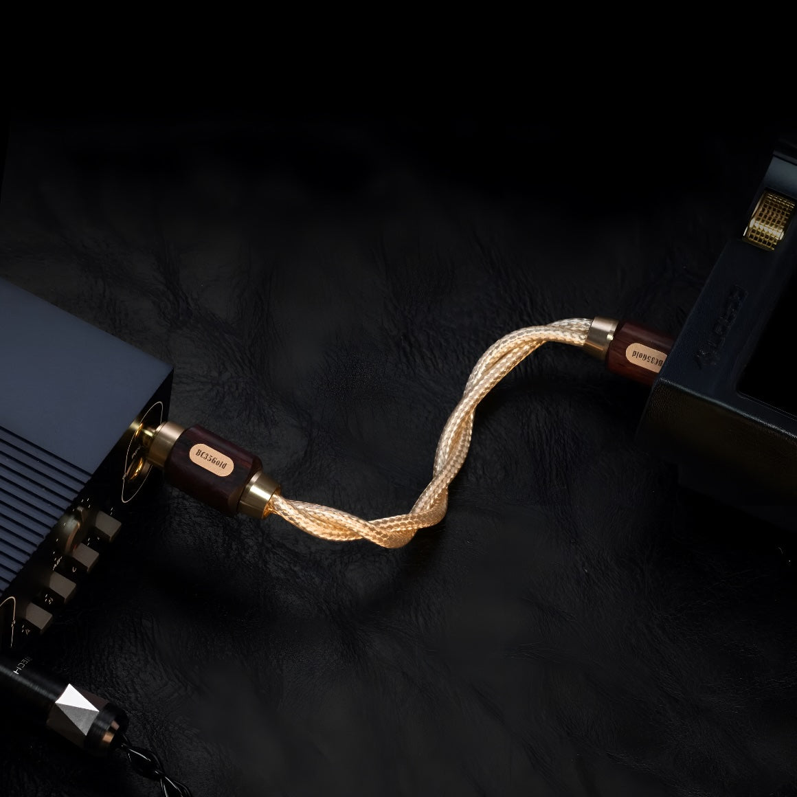Headphone-Zone-ddHiFi-BC35Gold
