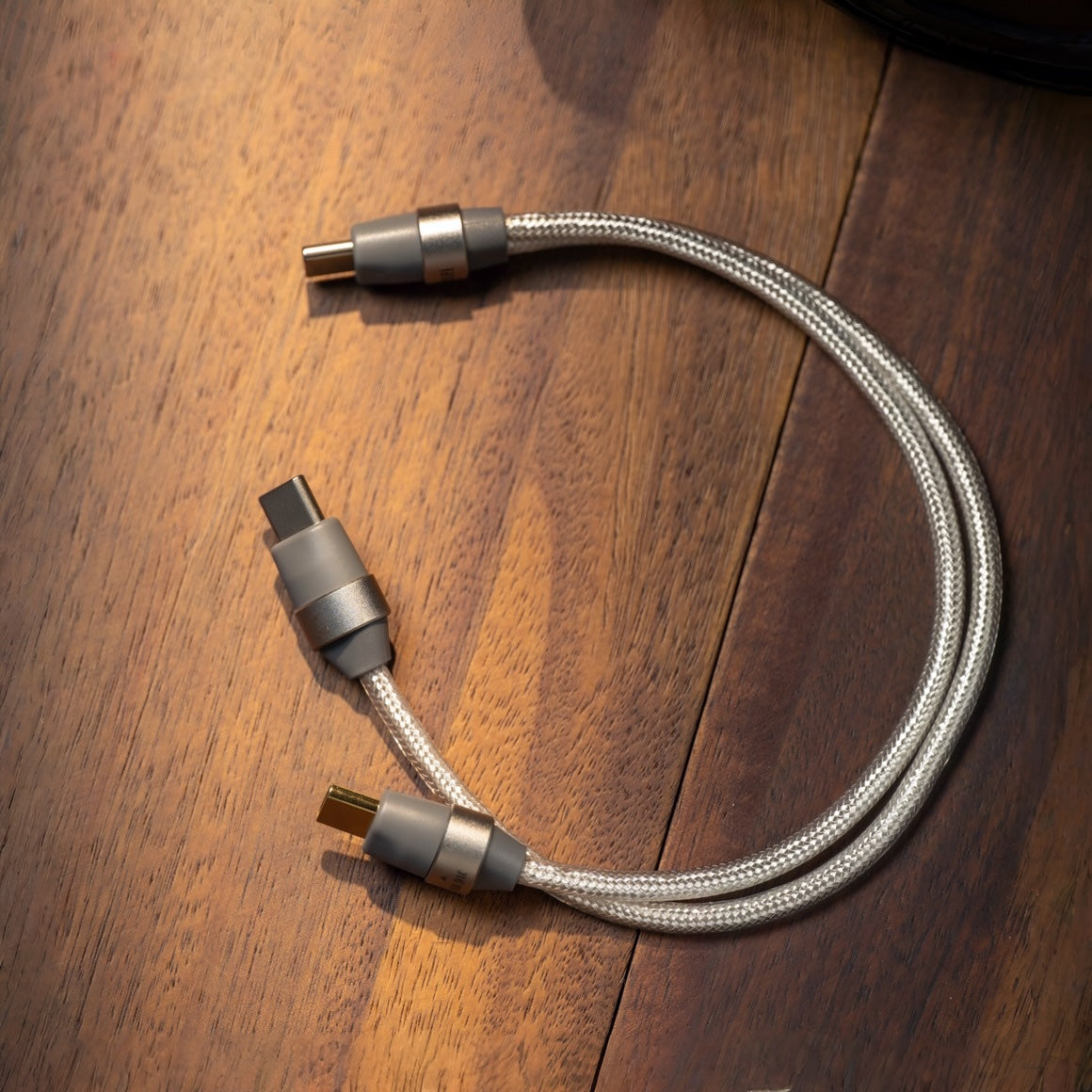 Headphone-Zone-ddHiFi-TC05M3
