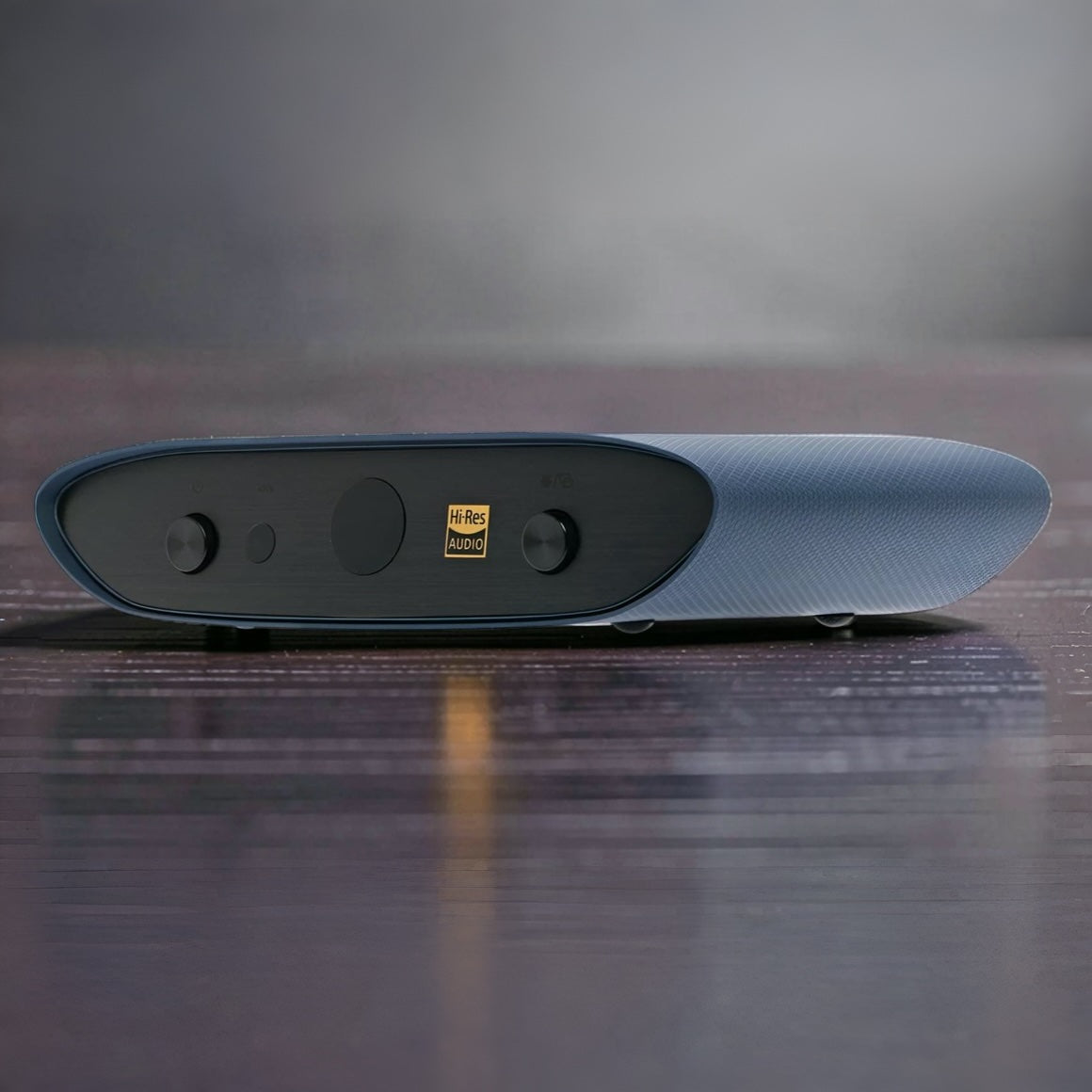 Headphone-Zone-iFi-Audio-ZEN-Air-Blue-2