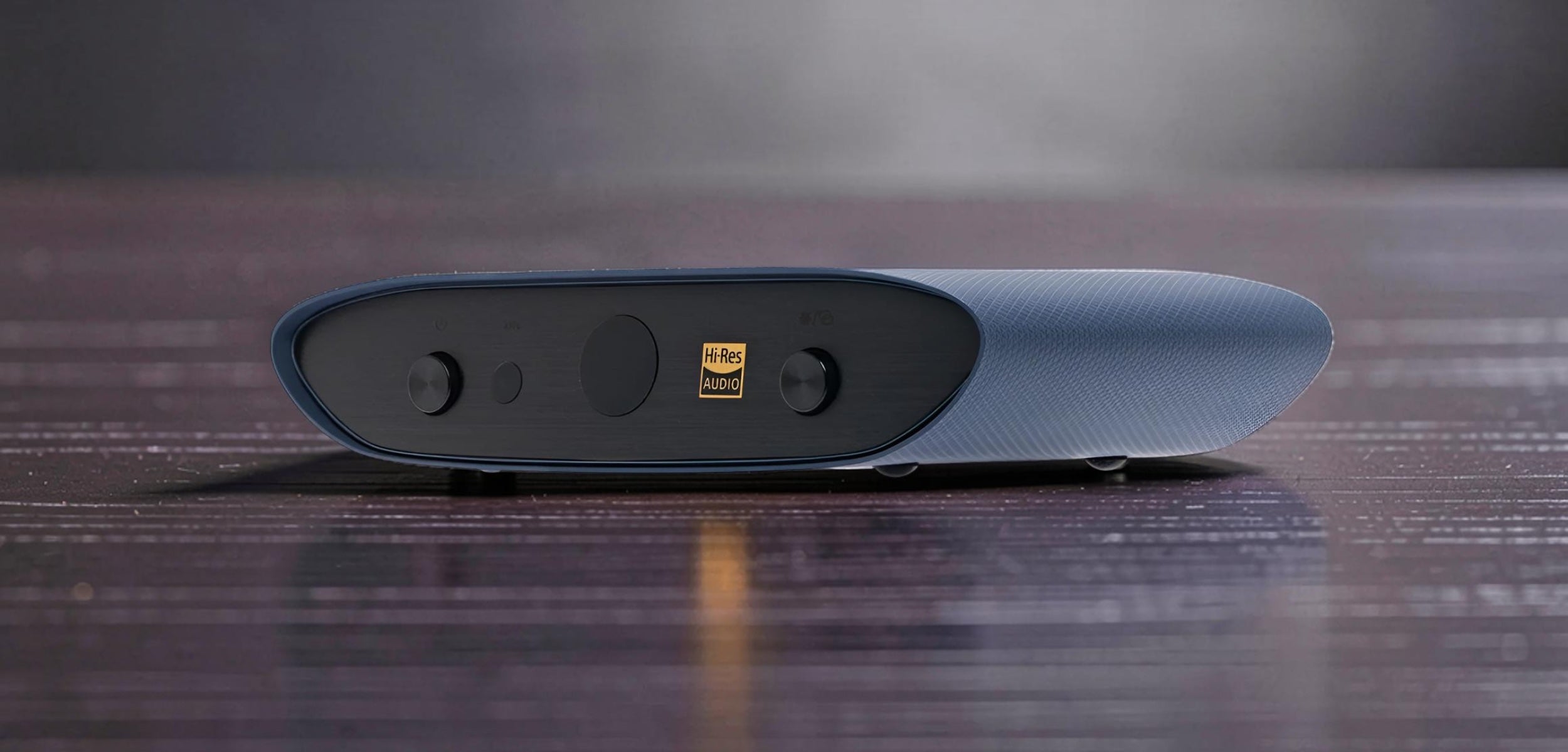iFi audio ZEN Air Blue　HD Bluetooth DAC iFi Audio ZEN Air Blue 2 Bluetooth Desktop DAC