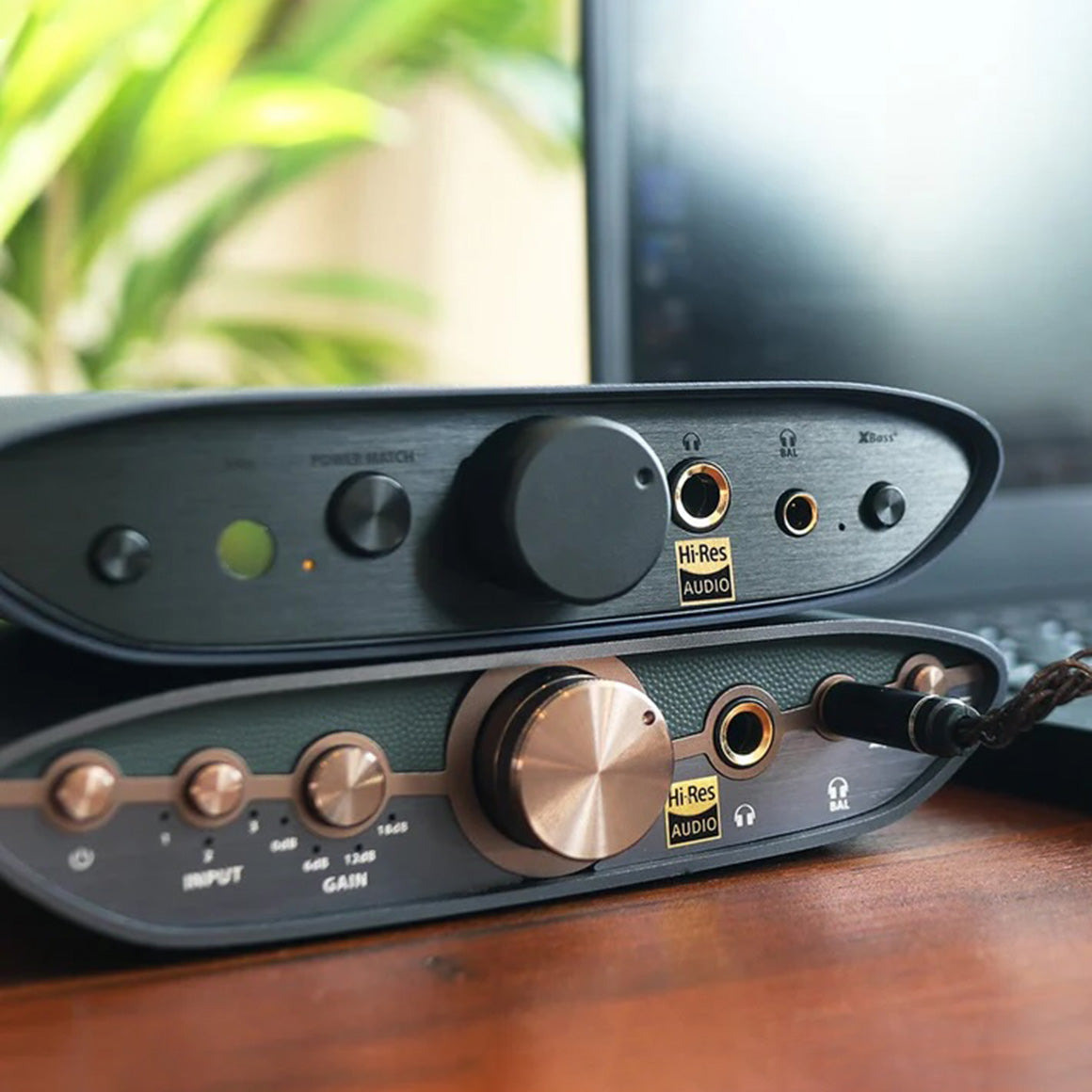 Headphone-Zone-iFi-Audio-ZEN-Air-DAC-2