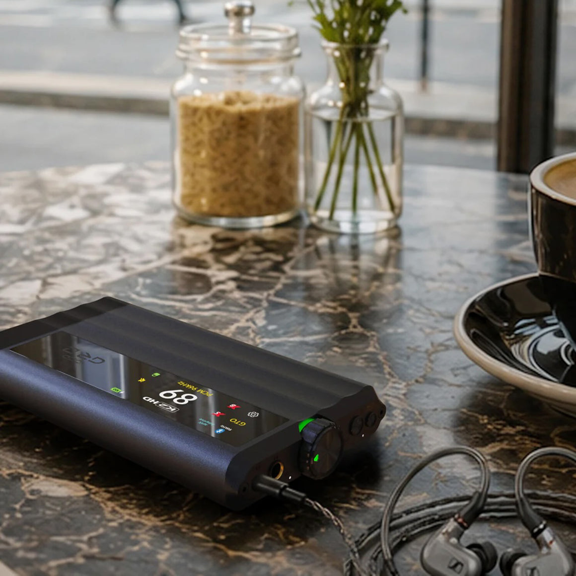 Headphone-Zone-iFi-Audio-iDSD-GR-2
