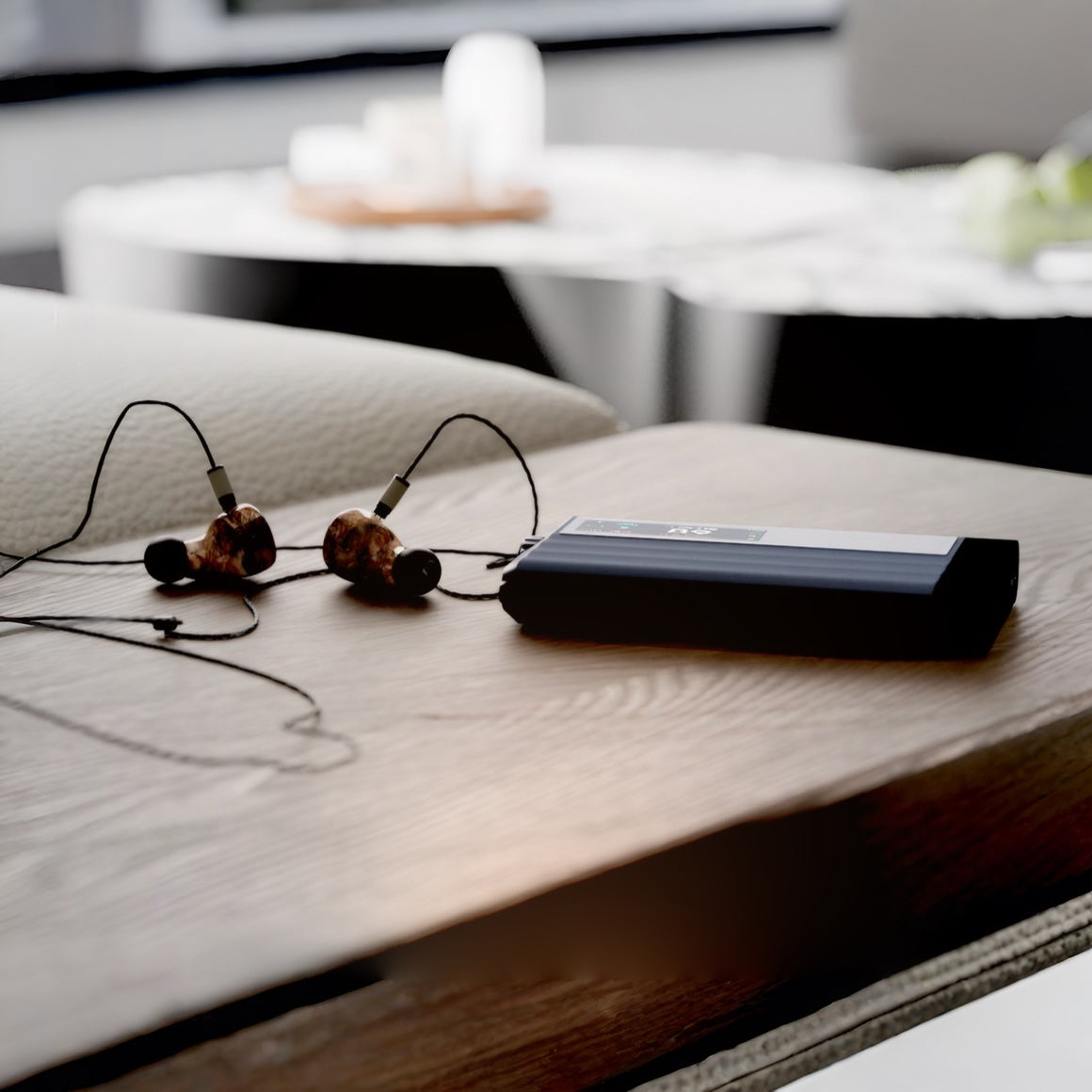 Headphone-Zone-iFi-Audio-iDSD-GR-2