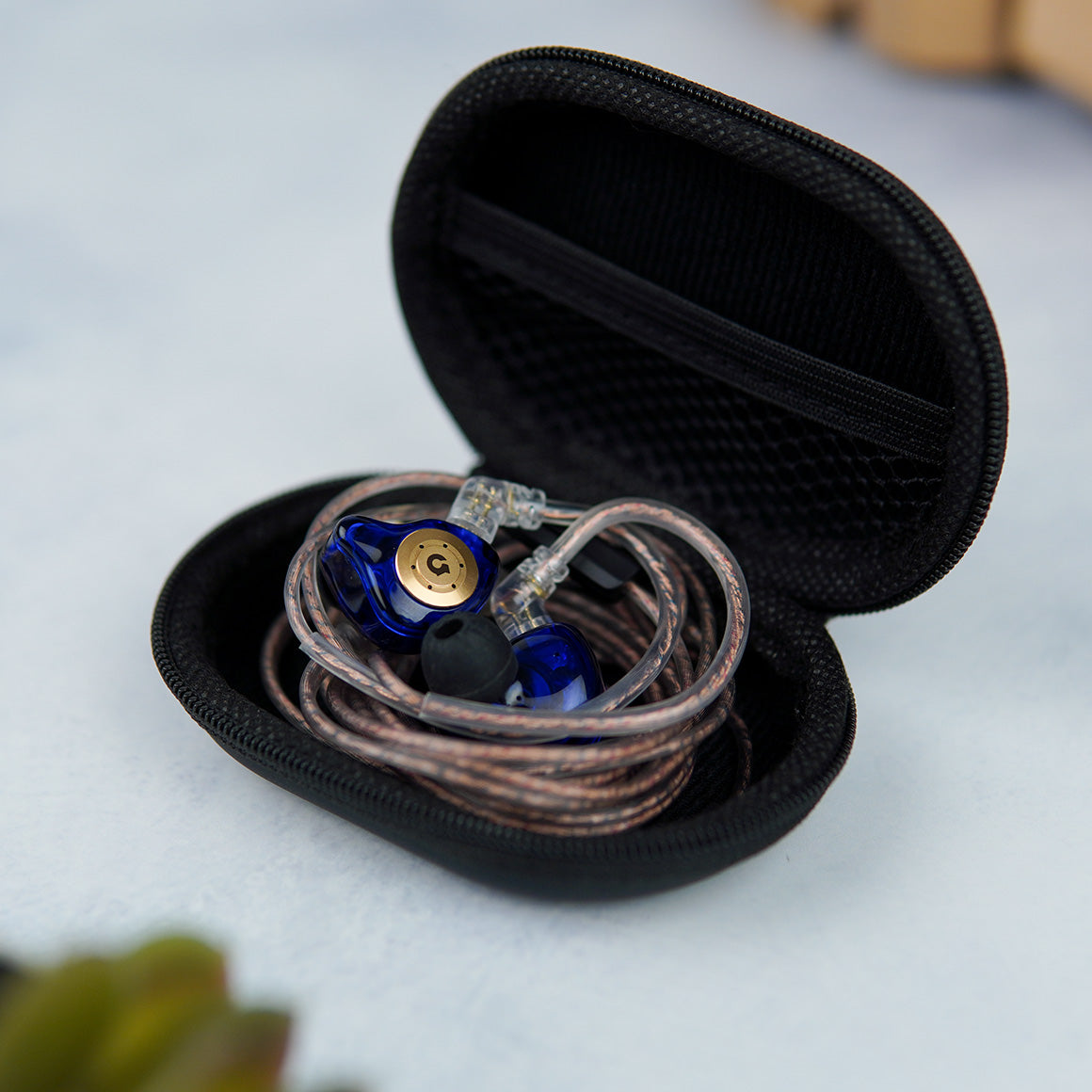 Headphone-Zone-x-KZ-FreeFall-Case