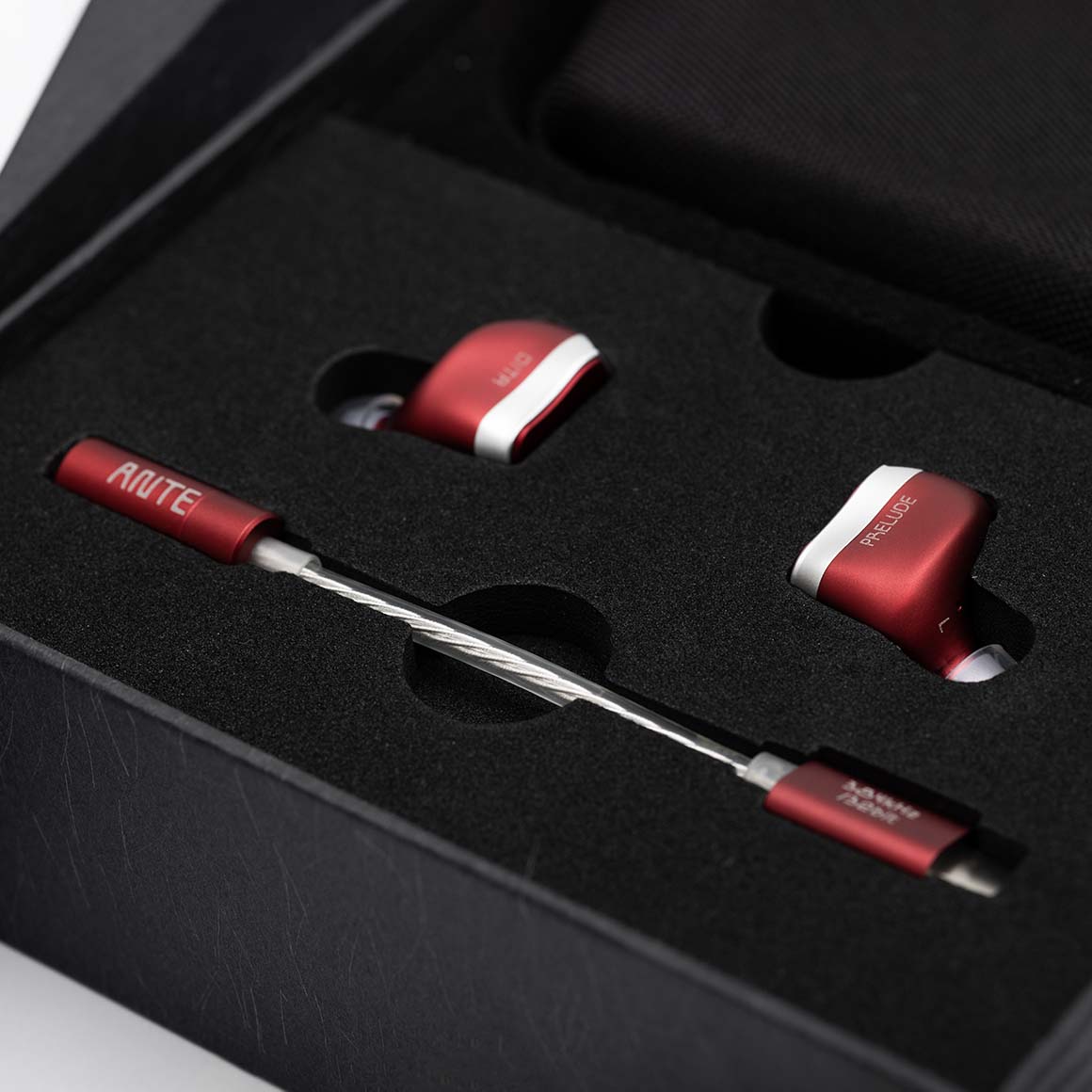 Headphone-zone-DITA-Audio-Prelude