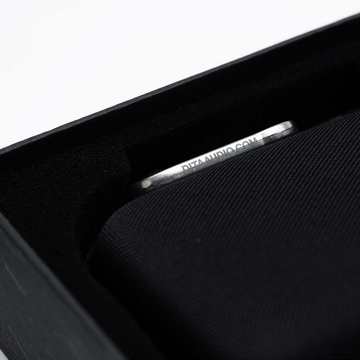 Headphone-zone-DITA-Audio-Prelude